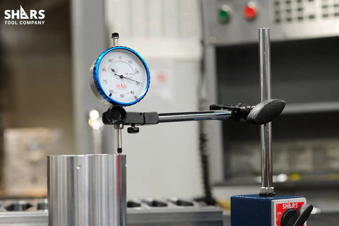Top Notch 1 Inch Dial Indicator With 0.001 Inch Graduation And 0 To 100 Reading White Face Two And Three Eighths Inch Face Diameter