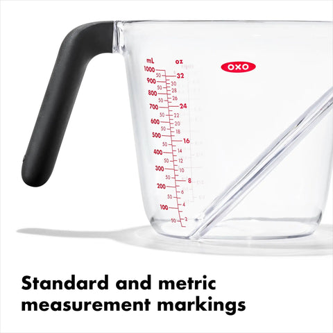 Angled 3 Piece Measuring Cup Set With Read From Above Design Liquid Measuring Cups for Easy Pouring and Quick Reads, ergonomic handle