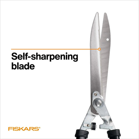 Extendable Hedge Shears With Power Lever For High Reach Pruning, Self Sharpening Serrated Steel Blades For Clean Cuts close-up