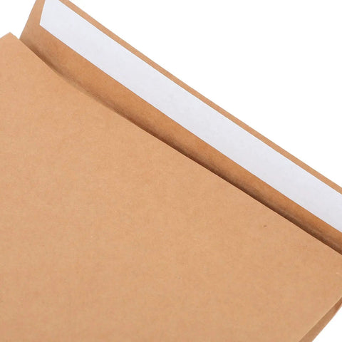 Close-up of Kraft Mailing Envelopes 10 Pack With Double Sided Adhesive Seal Self Sealing Shipping Bags 238x335x40mm