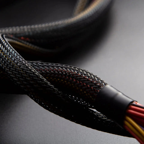 96 Ft Braided Cable Sleeve Kit With Heat Shrink Tubes for audio and video cables, close-up of black braided loom cover.