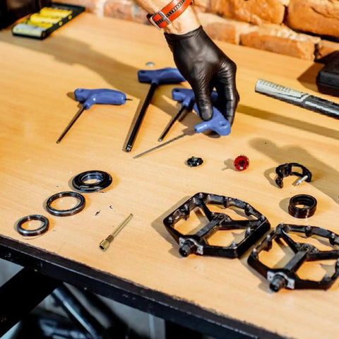 Upgrade Your Ride With This Sweet Titanium Alloy Brake Pad Screw Kit. This Heavy Duty Set Features Precision Threading And Includes Retaining Rings For A Super Secure Fit. Perfect For Mountain Biking And Dirt Track Cruisers Who Want Durable Parts That