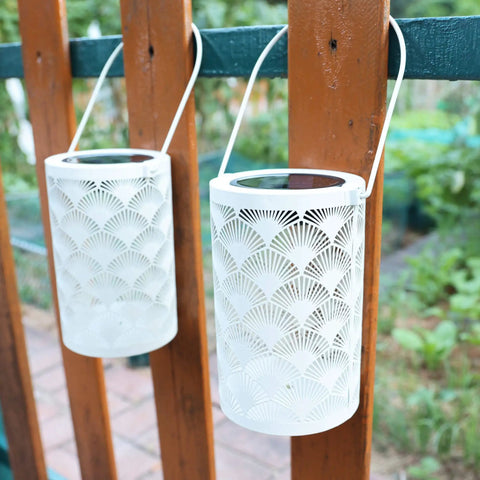 Solar Powered Outdoor Lanterns Waterproof White Table Lanterns Set Of 2 For Outdoor Use Hanging LED Lights For Backyard Patio Porch Decor Auto On Warm Glow No Fuss Garden Yard Lighting