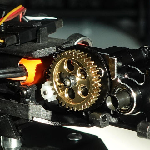 Close-up of Beefed-Up Brass Transmission Main Gear With Motor Pinion Set For Losi Micro B And Micro T Buggies 11T/36T in use