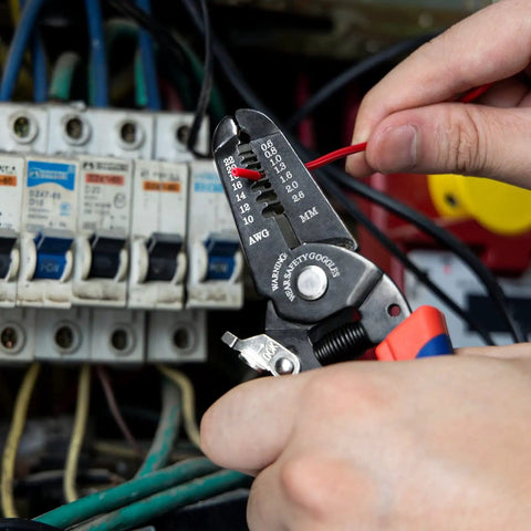 Using a Beast Of A Wire Stripper And Cutter For 10 To 20 AWG Stranded And Solid Wire With Precise Cuts Durable Build And Serrated Nose