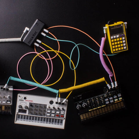 MickXer 5 Way Passive Mixer With Noise Filtering Go Faster Red connecting musical devices with colorful cables