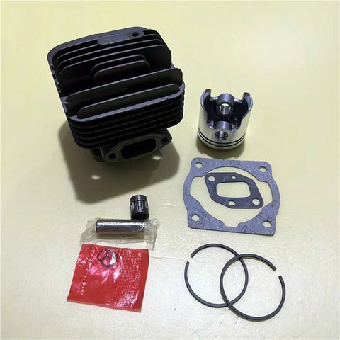 Top Shelf Cylinder Piston Needle Roller Bearing Gasket Set For 1E40F Plus 40F 5 Engines Lawn Mower Brush Cutter Heavy Duty Build Slap It On And Works Like A Dream On Two Stroke Motor Chainsaw Trimmer Guaranteed To Last Forever. Cylinder piston gasket kit with rings, bearing, and pins for 1E40F small engine repair.