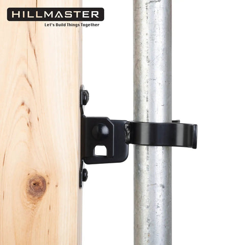 Flat Back Wall Mount Chain Link Fork Latch in black, installed on metal gate and wooden fence, heavy duty hardware, 1 pack