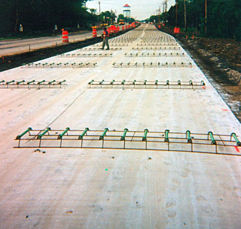 Heavy Duty Epoxy Anchor Glue For Concrete Threaded Rods Rebar And Dowels Fast Curing Mix Tip Delivers Bulletproof Bond on construction site