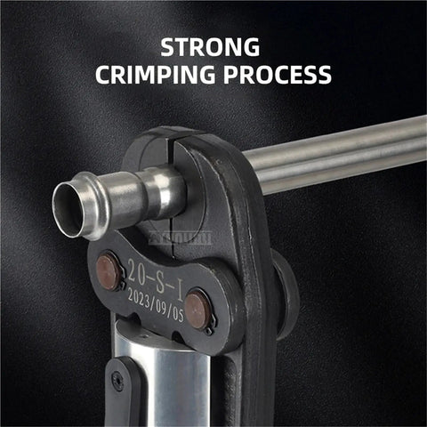 Close-up of Heavy Duty Electric Hydraulic Crimper For Water Pipes showing strong crimping process with stainless steel parts.