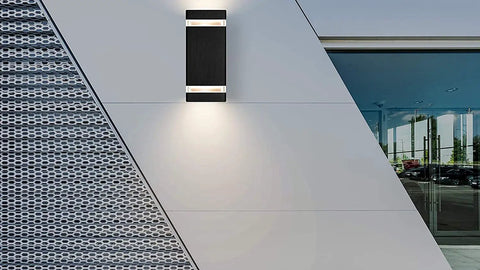 Square Up And Down LED Outdoor Wall Light With Die Cast Aluminum Housing Weatherproof Rugged Exterior Wall Lamp installed