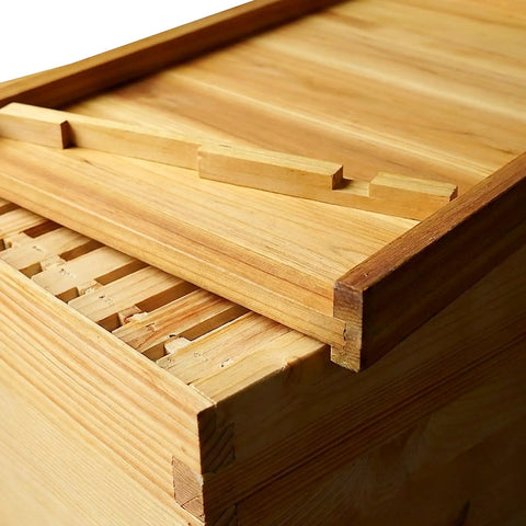 10 Frame Beehive Bottom Board With Entrance Reducer for Langstroth Hives Solid Pine with wax coating and ventilated design