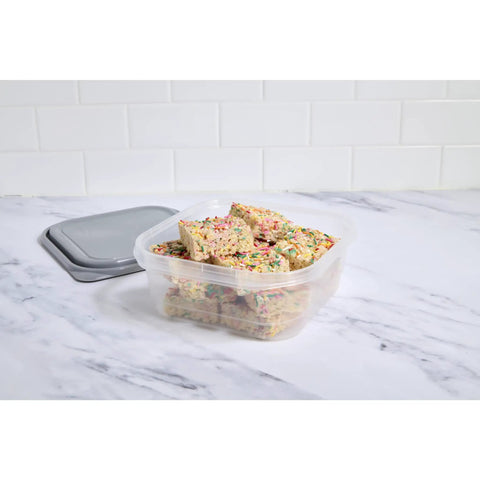 Extra Large Square Food Storage Container Set 11.7 Cup Capacity BPA Free 2 Pack Airtight Lids with baked goods inside