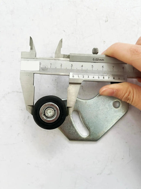 Beefed Up Elevator Door Roller With W Bracket KM603150G02 KM603150G04 Replacement Parts Set For Lift Doors Smooth Glide Skate Wheels Durable Spare Components For Safe Quiet Operation, caliper measured