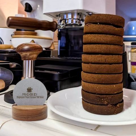 58 Point 5 Millimeter Puck Screen With Stand Reusable 316L Stainless Steel Filter Screen For Espresso Machines, wood stand
