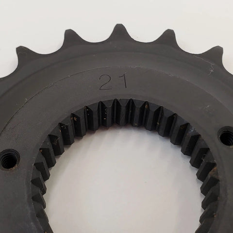 Close-up of 21 Tooth Belt to Chain Drive Front Sprocket for Sportster Evolution 883 1200 XL 1991-2020 Upgrade Gear Kit