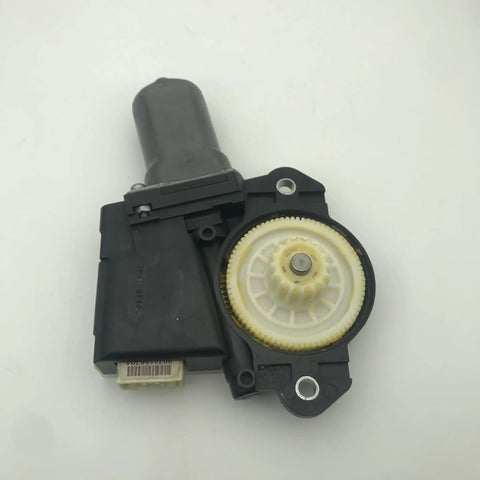 Sliding Sun Roof Drive Gear Motor For RAV4 NAP And RAV4 JPP OEM Grade Replacement Auto Sunroof Gear Assembly close-up