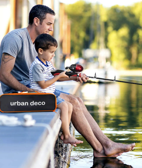 Child fishing with Kids Telescopic Fishing Pole And Reel Combo With Tackle Box Easy Open Starter Kit for Boys Girls Youth Beginners