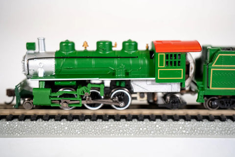 Prairie 2 6 2 Locomotive and Tender N Scale Green Train Set with die cast chassis on track