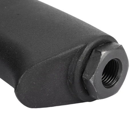 Pneumatic Air Impact Wrench With Half Inch Drive Dropping 720 Nm Of Kickass Torque At 7800 Rpm showing black alloy steel end with threaded socket.