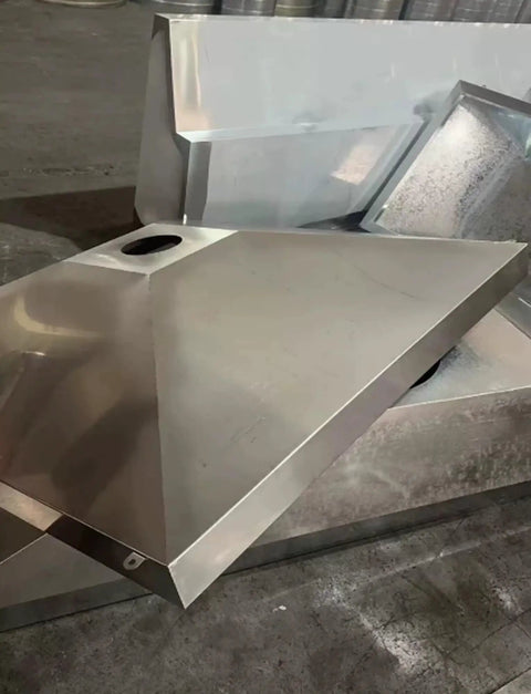 Heavy-Duty Stainless Steel Fume Extraction Arm With Square Hood, 4-Inch Flexible Smoke Collector For Welding And Shop Dust Cleanup, angle view of stainless steel square hood