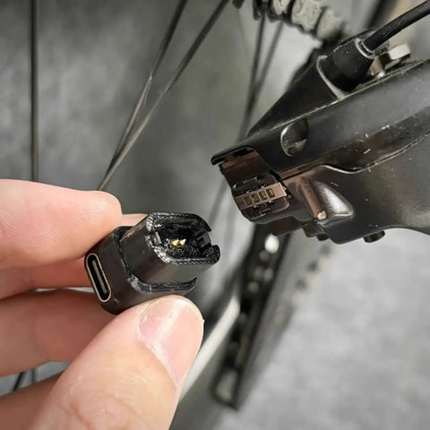 Type C Battery With Lanyard For 12 Speed E Bike Replacement Adapter for 8150 8170 9250 9270 Electronic Shifting close-up