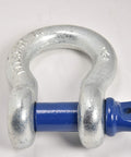 Close-up of heavy duty three quarter inch D ring shackle with seven eighths inch screw pin, galvanized blue finish for four by four vehicles