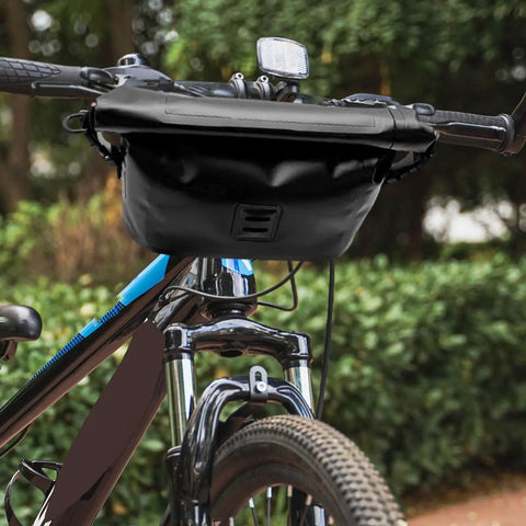 Waterproof Bicycle Handlebar Bag Expandable Cycling Pack IPX6 500D PVC 7L on bike, quick access, weatherproof storage.