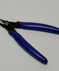 Blue-handled wire cutters used for Pro Grade Shop Ready Belt Welding Kit With PTFE Coated Heat Wand Tip Soften Urethane Belt Ends Press