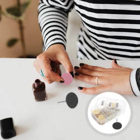 Portable Nail Care Kit With 80 150 240 Grit Sandpaper Discs For Dead Skin Removal, foot file sanding sheets, hands using pink disc