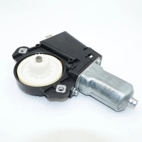 Plug And Play Sliding Sun Roof Drive Gear Motor For Prius Replacement Part 63260 47010 47170110070 2331000040 close-up view