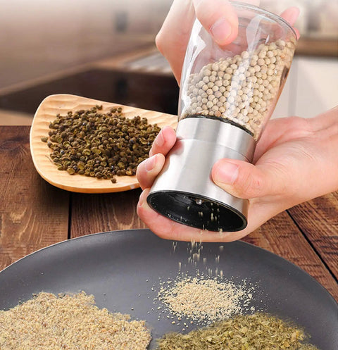 Using Salt And Pepper Grinder Set With Wooden Standing Tray Refillable Pepper Mill Set In Brushed Stainless Steel Short Glass Shakers