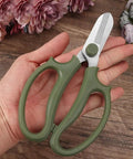 Pro Grade Garden Pruning Scissors With Comfort Grip Handle Set Razor Sharp SK5 Stainless Steel Floral Scissors in hand