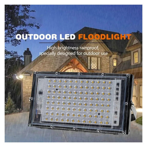 JUDYSSY 50W 100W 150W Outdoor Led Floodlight Ip65 Waterproof Spotlight on display in rain, suitable for outdoor lighting.
