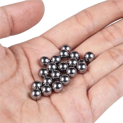 304 Stainless Steel Precision Bearing Balls Set, 12 Sizes, Smooth Finishes, 600 Pieces For Bicycle Bearings And DIY Projects, Rust Resistant Beefy Pro Grade Ball Assortment Kit in hand
