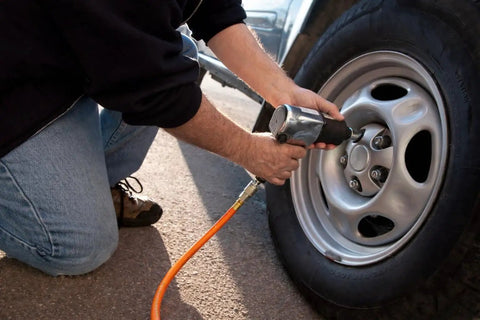 3/8 Inch 50 Foot Heavy Duty Air Hose With Reinforced PVC Construction And Brass Fittings used for tire inflation