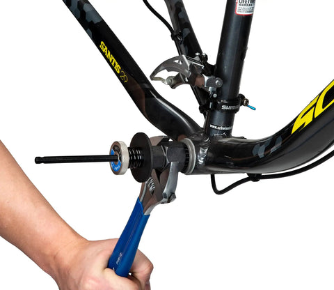 Using Bottom Bracket Retaining System With Double Sided Adapter Nut For Cartridge BBs No Slip Clamping Spring Loaded Pressure on bike frame