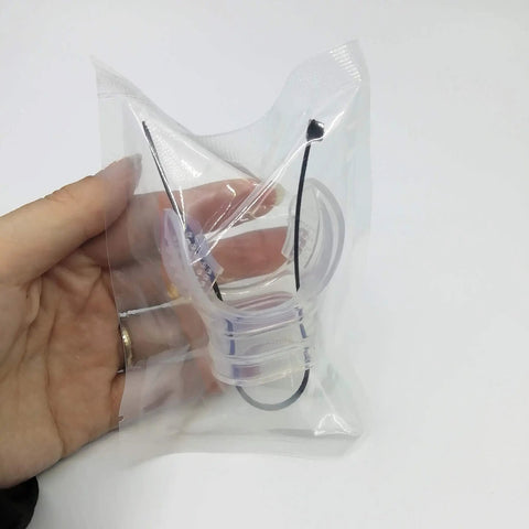 6 Pack Silicone Diving Mouthpieces Clear With Tie Strap For Breathing Tubes Snorkel Gear Accessory Kit Universal Caliber Fits Most Tubes Food Grade Silicone Disinfection Vacuum Packaging held in hand