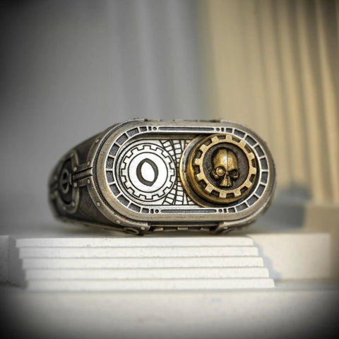 Straight Up Premium Warhammer 40K Adeptus Mechanicus Cipher Of The Machine God Ring For Men, detailed skull and gears design.