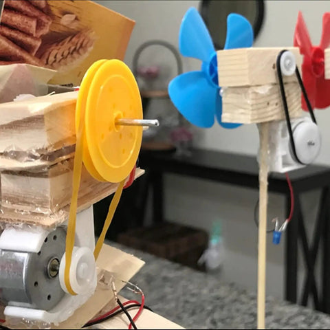DIY toy wind turbines using 4 Pack DC Motors 3V 1730 RPM Mini Electric Motors with 9.5 x 2 mm shaft, demonstrating stable power and low noise