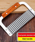 Front view of BANCOO 2‑pc wavy crinkle cutting tool set with wooden oak handle and stainless steel blade