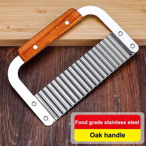 Front view of BANCOO 2‑pc wavy crinkle cutting tool set with wooden oak handle and stainless steel blade