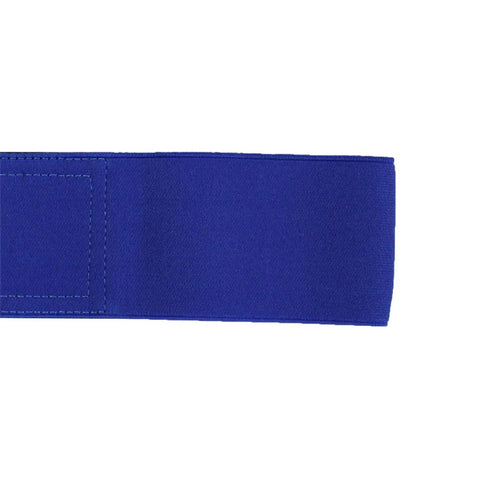 Medium blue golf swing arm band training aid for newbies, keeps arms straight and body aligned, practice tool for golfers.