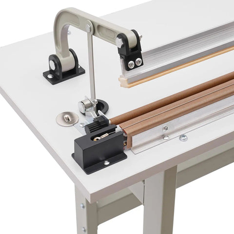 Heavy Duty Foot Pedal Heat Sealer Bag Machine For Industrial Shop With 850W Power. Close-up of sealing mechanism and base.