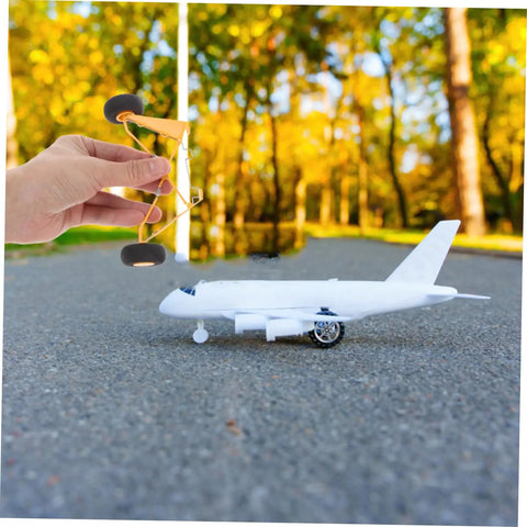 Hand holding pushrod connector for RC airplane gear parts easy install landing gear kit for model aircraft portable lightweight plastic