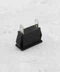 Heavy Duty Five Pack Standard Blade Fuse Holders Panel Mount for Auto Wiring Safety 12V 30A, single fuse holder with metal clips.