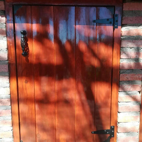 Wooden door with 4 Inch T Shaped Stainless Steel Hinge Set, 6 Pack, Rust Proof Durable Door Hardware for light shed doors.