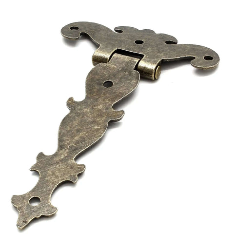 Antique bronze T-strap hinge close-up, part of 4 Pack T Strap Hinges Antique Bronze Decorative Door Hinges For Barn Doors, 115 x 70 mm.