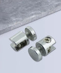 Rustproof Metal Glass Clamp Holder Bracket for adjustable shelves and corner displays, supporting 10-12mm thick glass