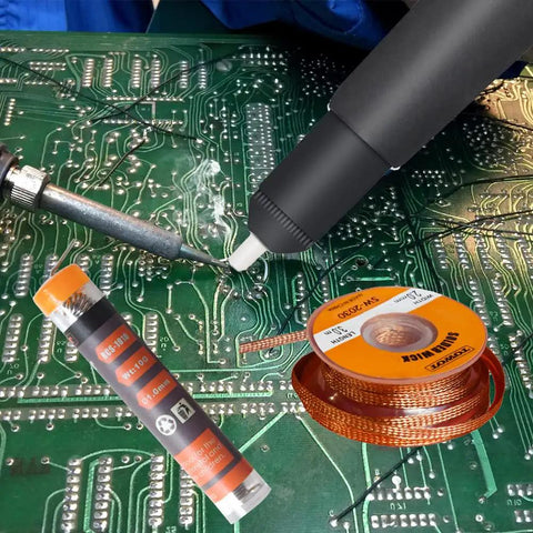 Desoldering Wick Braid With Flux No Clean For Electronics Copper Solder Wick Remover 3mm Wide By 9.8 Feet Long on PCB